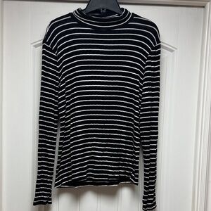 Classic Black and White Striped Long Sleeve Top